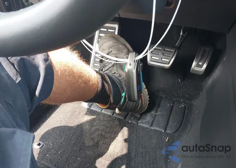 2024 Volkswagen Golf R 2.0T from USA, damaged, VIN WVWEB7CD7RW158966